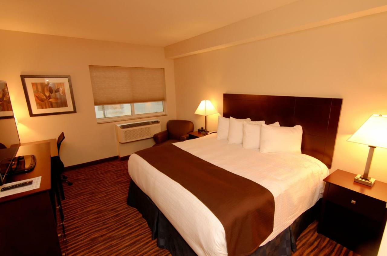 Cobblestone & Madison 3* Fort Madison