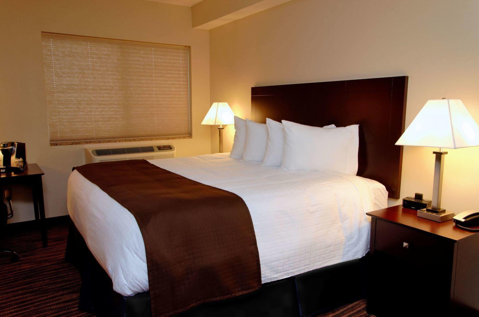 Cobblestone & 3* Fort Madison